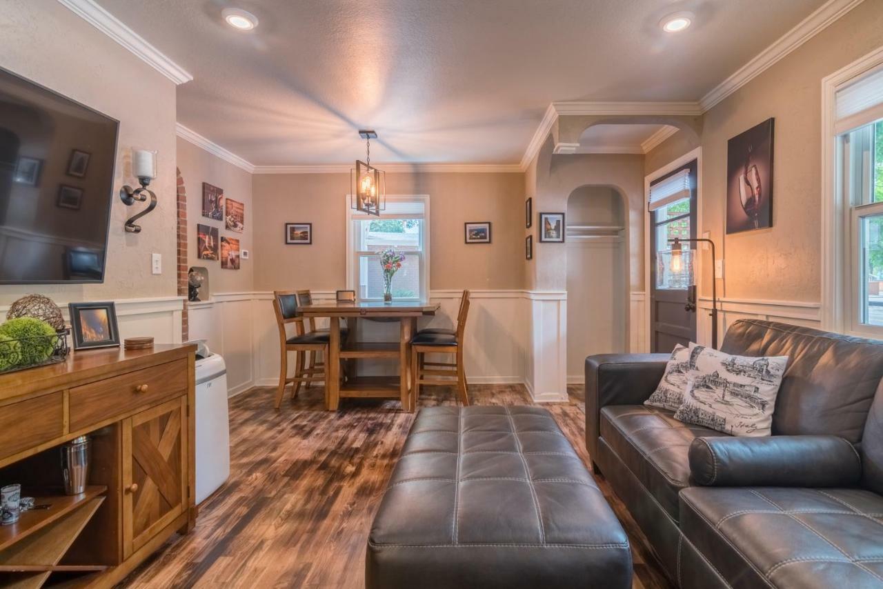 Italian Style In Old Town With Private Hot Tub Villa Fort Collins Buitenkant foto