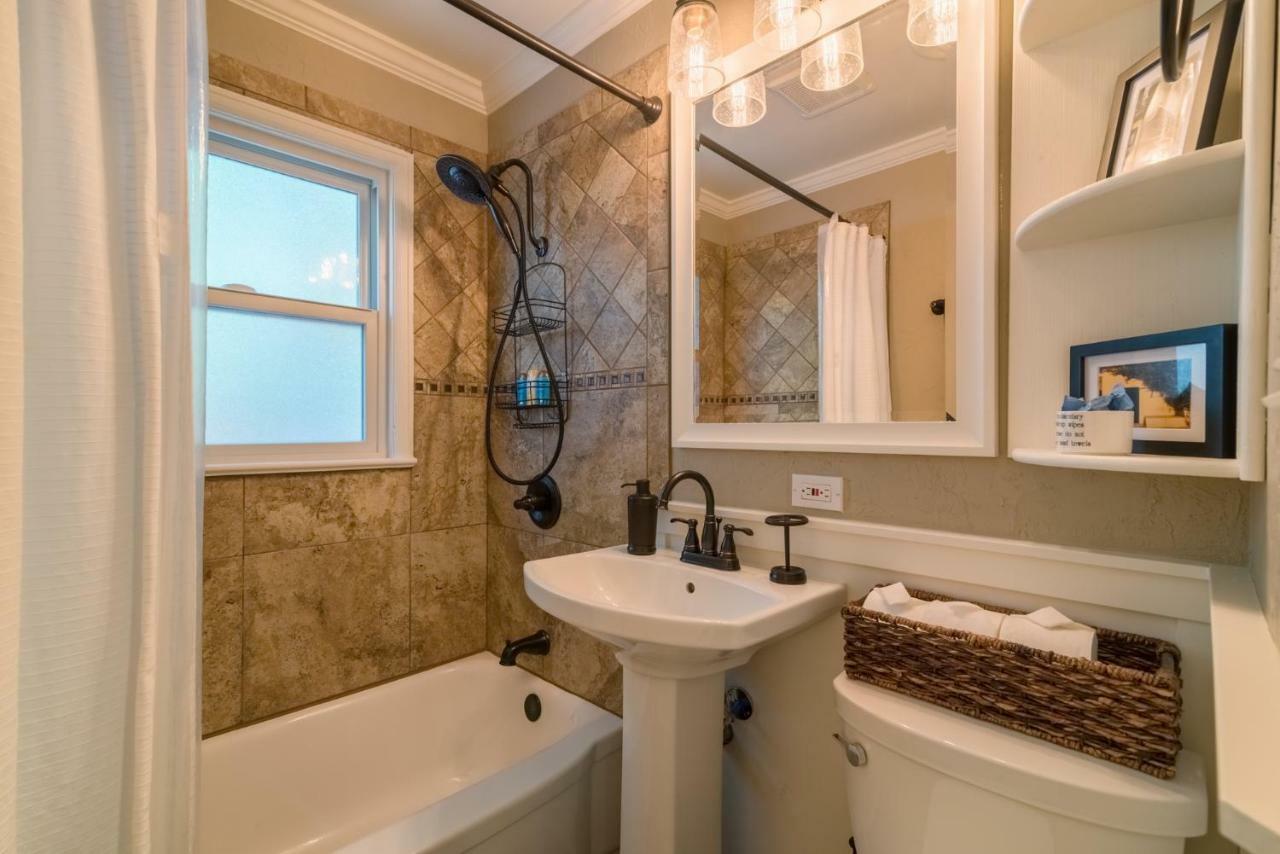 Italian Style In Old Town With Private Hot Tub Villa Fort Collins Buitenkant foto